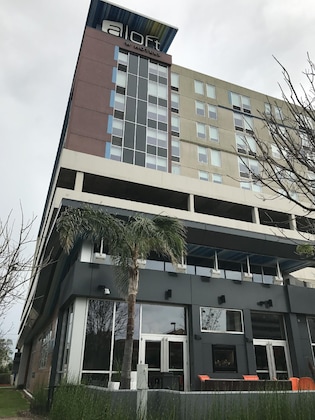 Gallery - Aloft Houston By The Galleria