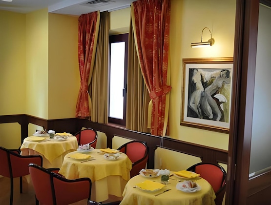 Gallery - Hotel Regent