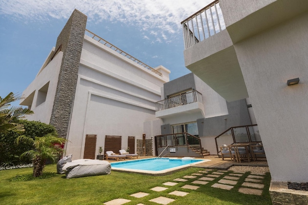 Gallery - Posh Club by SUNRISE Crystal Bay