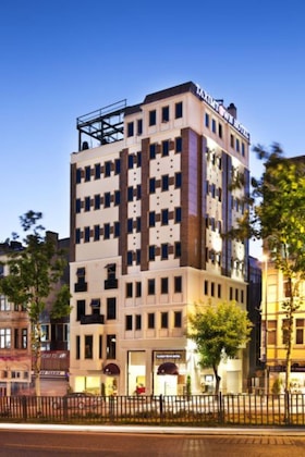 Gallery - Taximtown Hotel