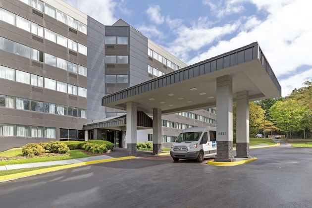 Gallery - Clarion Hotel & Suites Bwi Airport North