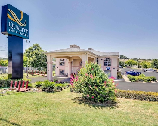 Gallery - Quality Inn & Suites Kerrville