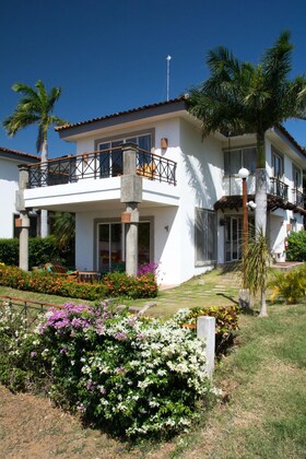 Gallery - Bahia del Sol Villas & Condominiums