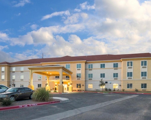 Gallery - Comfort Inn & Suites