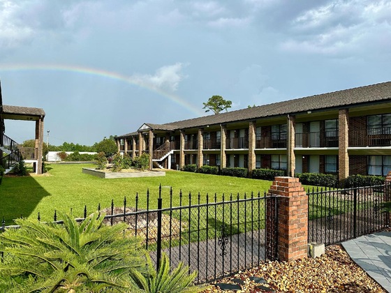 Gallery - At Home Inn & Suites