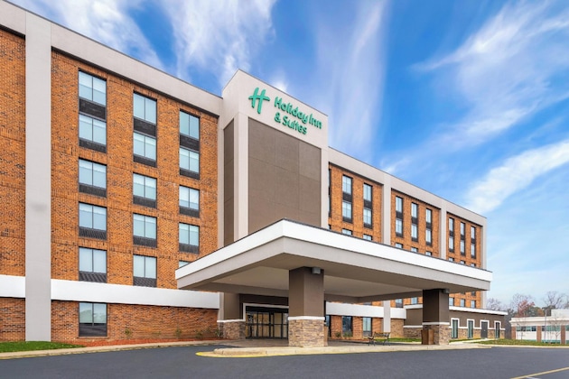 Gallery - Holiday Inn & Suites Richmond West End