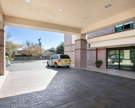 Gallery - Spark By Hilton San Antonio Airport