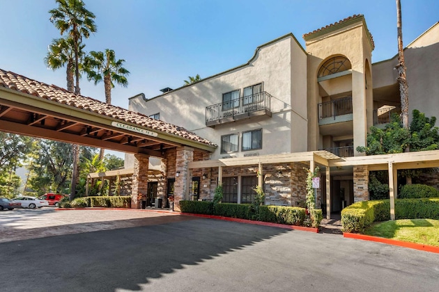 Gallery - Comfort Inn & Suites Orange County John Wayne Airport