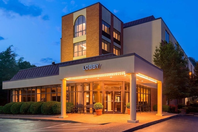 Gallery - Wingate By Wyndham Williamsburg