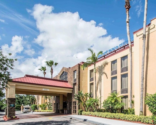 Gallery - Comfort Inn & Suites Lantana - West Palm Beach South