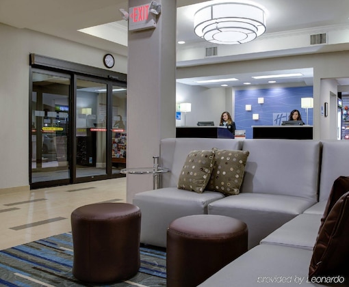 Gallery - Holiday Inn Express Hotel & Suites Meadowlands Area By Ihg
