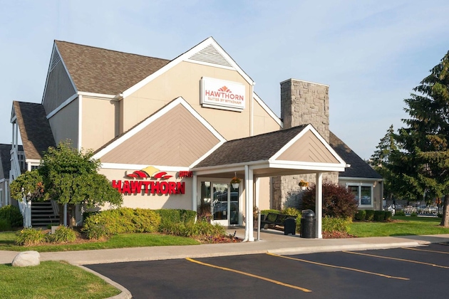 Gallery - Hawthorn Suites By Wyndham Dearborn Detroit Mi