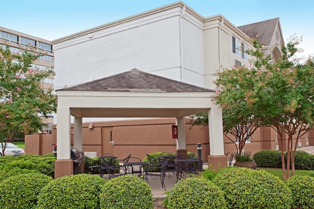 Gallery - Sonesta Simply Suites Houston Citycentre I-10 West
