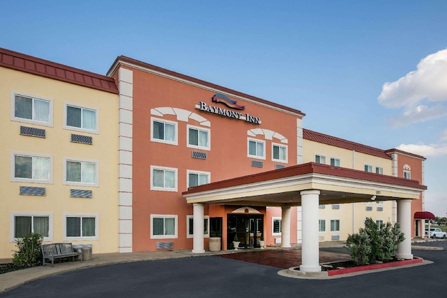 Gallery - Baymont By Wyndham Lawton
