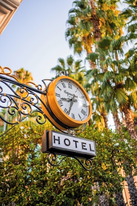 Gallery - Elegance East Hotel - Boutique Class
