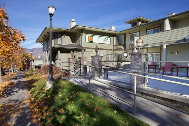 Gallery - Plaza Inn & Suites At Ashland Creek