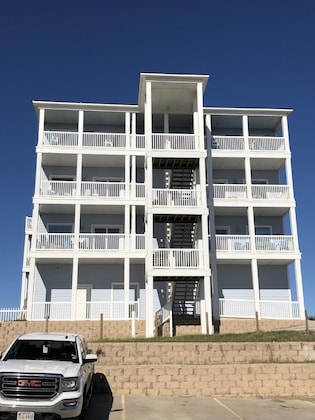 Gallery - Beachgate Condosuites And Oceanfront Resort