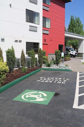 Gallery - Best Western Plus Portland Airport Hotel & Suites