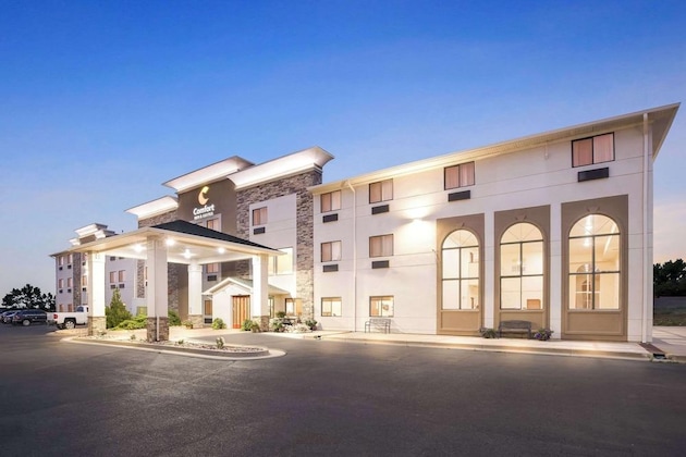 Gallery - Comfort Inn & Suites Pueblo