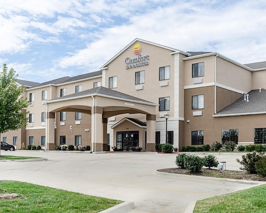 Gallery - Comfort Inn & Suites Lawrence - University Area