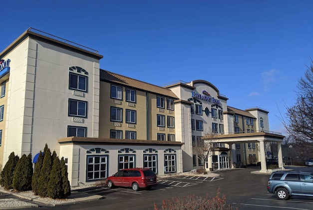 Gallery - Baymont By Wyndham Rockford