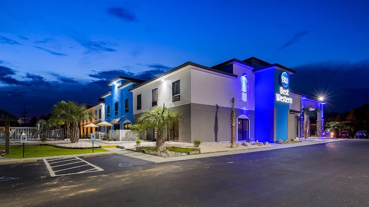 Gallery - Best Western Shallotte   Ocean Isle Beach Hotel