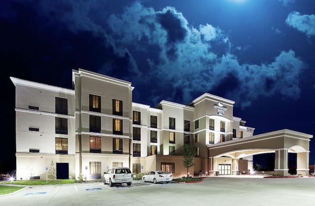 Gallery - Homewood Suites By Hilton Victoria