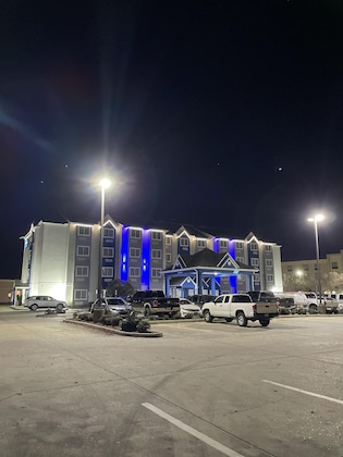 Gallery - Microtel Inn & Suites By Wyndham Baton Rouge Airport