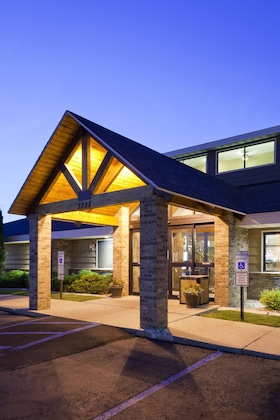 Gallery - Americinn Lodge & Suites Bismarck