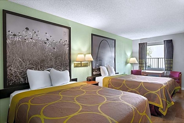 Gallery - Super 8 By Wyndham Branson   Shepherd Of The Hills Exwy
