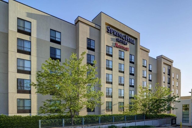 Gallery - Springhill Suites St. Louis Brentwood
