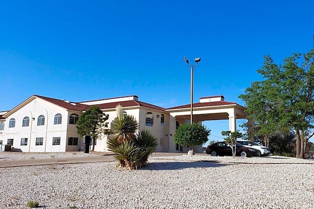 Gallery - Travelodge By Wyndham Carlsbad Nm