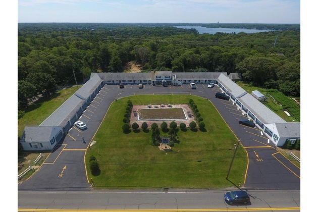 Gallery - Knights Inn Centerville Cape Cod Area