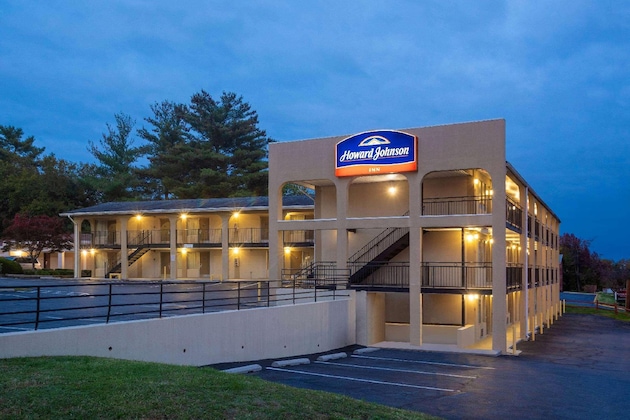 Gallery - Howard Johnson By Wyndham College Park