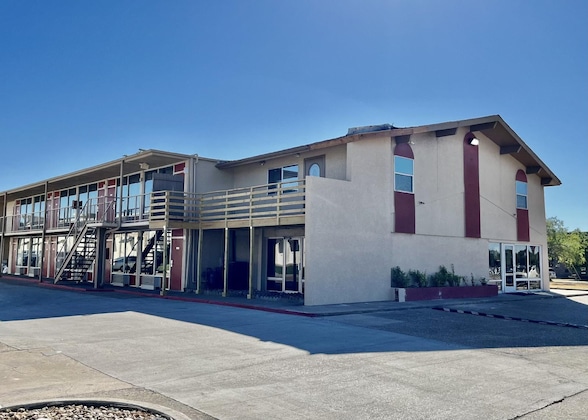 Gallery - Ez Travel Inn