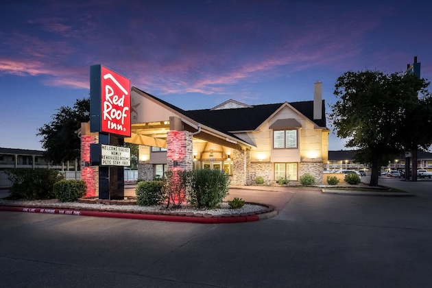 Gallery - Red Roof Inn College Station