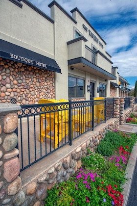 Gallery - The Tavern Hotel