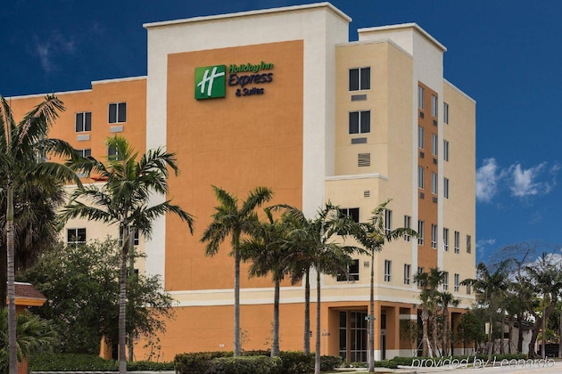 Gallery - Holiday Inn Express & Suites Fort Lauderdale Airport South By Ihg