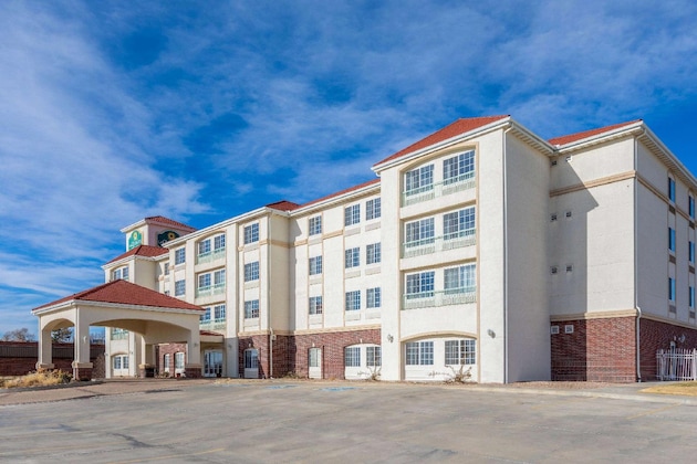 Gallery - La Quinta Inn & Suites By Wyndham Dodge City