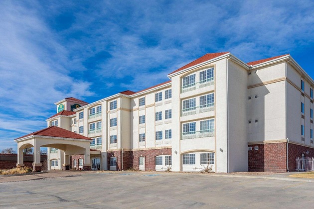 Gallery - La Quinta Inn & Suites By Wyndham Dodge City