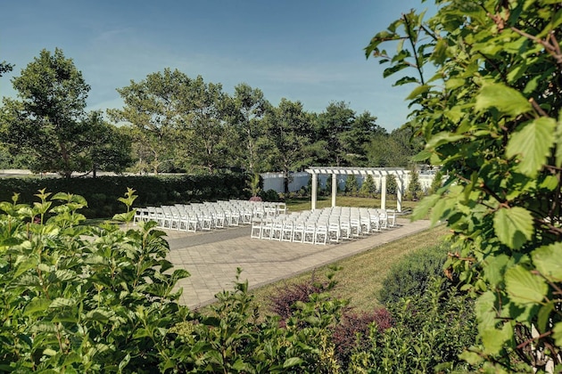 Gallery - Sheraton Eatontown Hotel