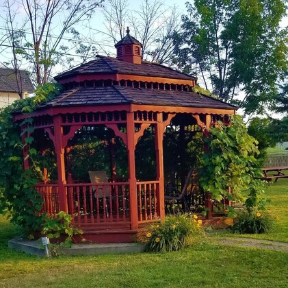 Gallery - Lake Erie Lodge Erie