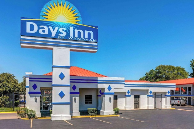 Gallery - Days Inn By Wyndham South Fort Worth