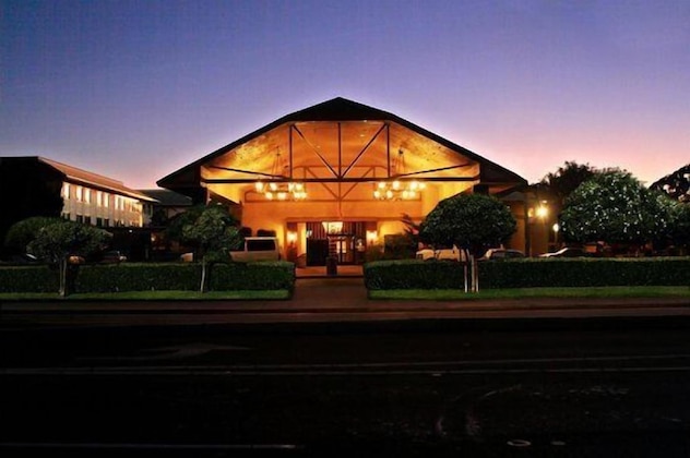 Gallery - University Square Hotel