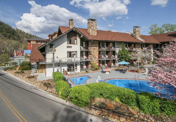 Gallery - River Edge Inn