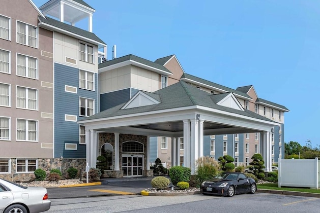 Gallery - Comfort Inn & Suites Glen Mills