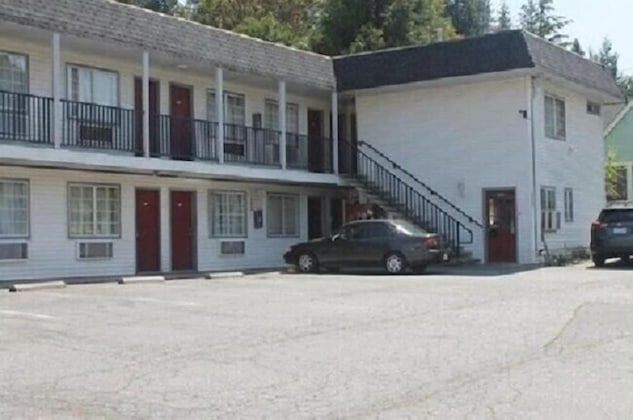 Gallery - Stagecoach Motel