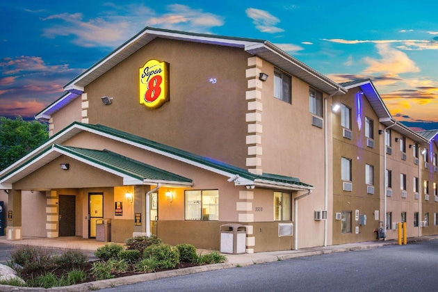Gallery - Super 8 By Wyndham Harrisonburg