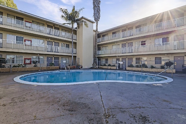 Gallery - Heritage Inn Express Hayward