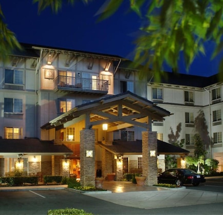 Gallery - Larkspur Landing Hillsboro - An All-Suite Hotel
